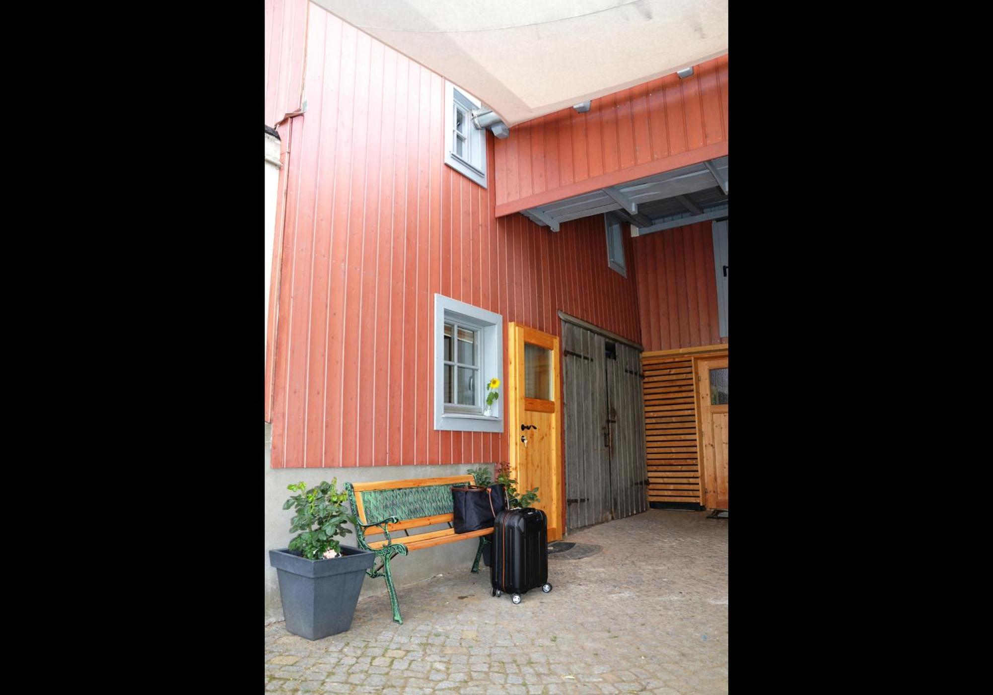 Neu! Ferienwohnung Romantique ラーデボイル エクステリア 写真